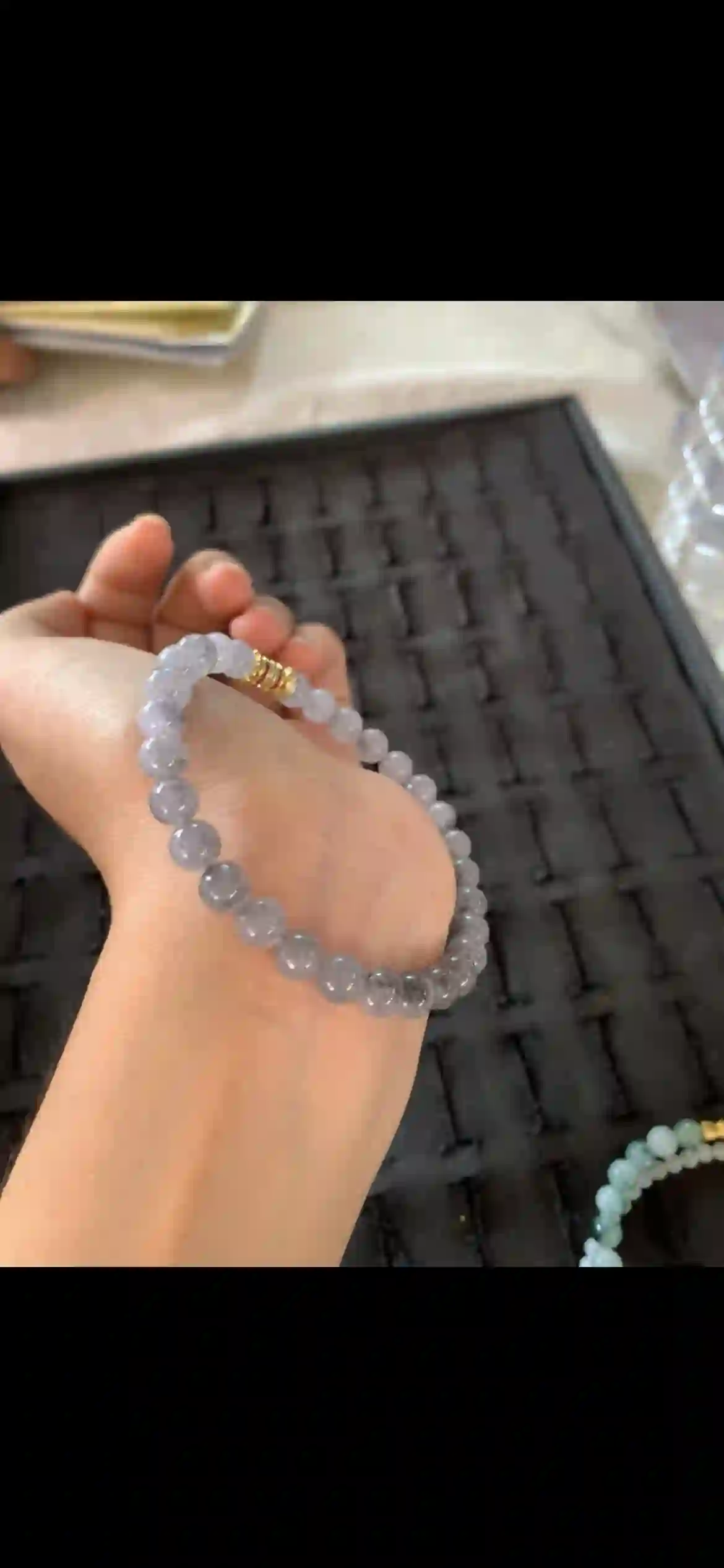 Smoky Lavender Gray Jade Beaded Bracelet with Gold Accent | Myanmar Jadeite reference #27570001