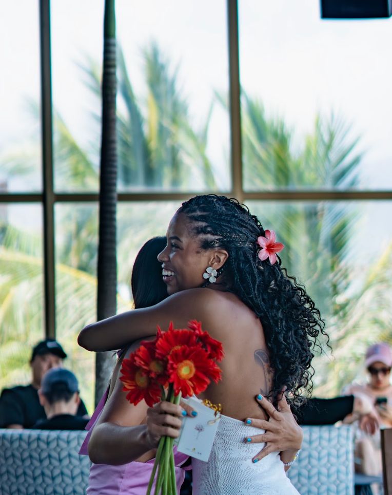 Hang Out Da Nang community sunset gathering