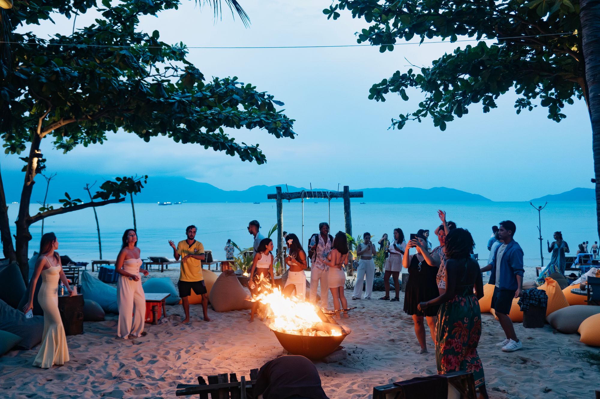 White Beach Party