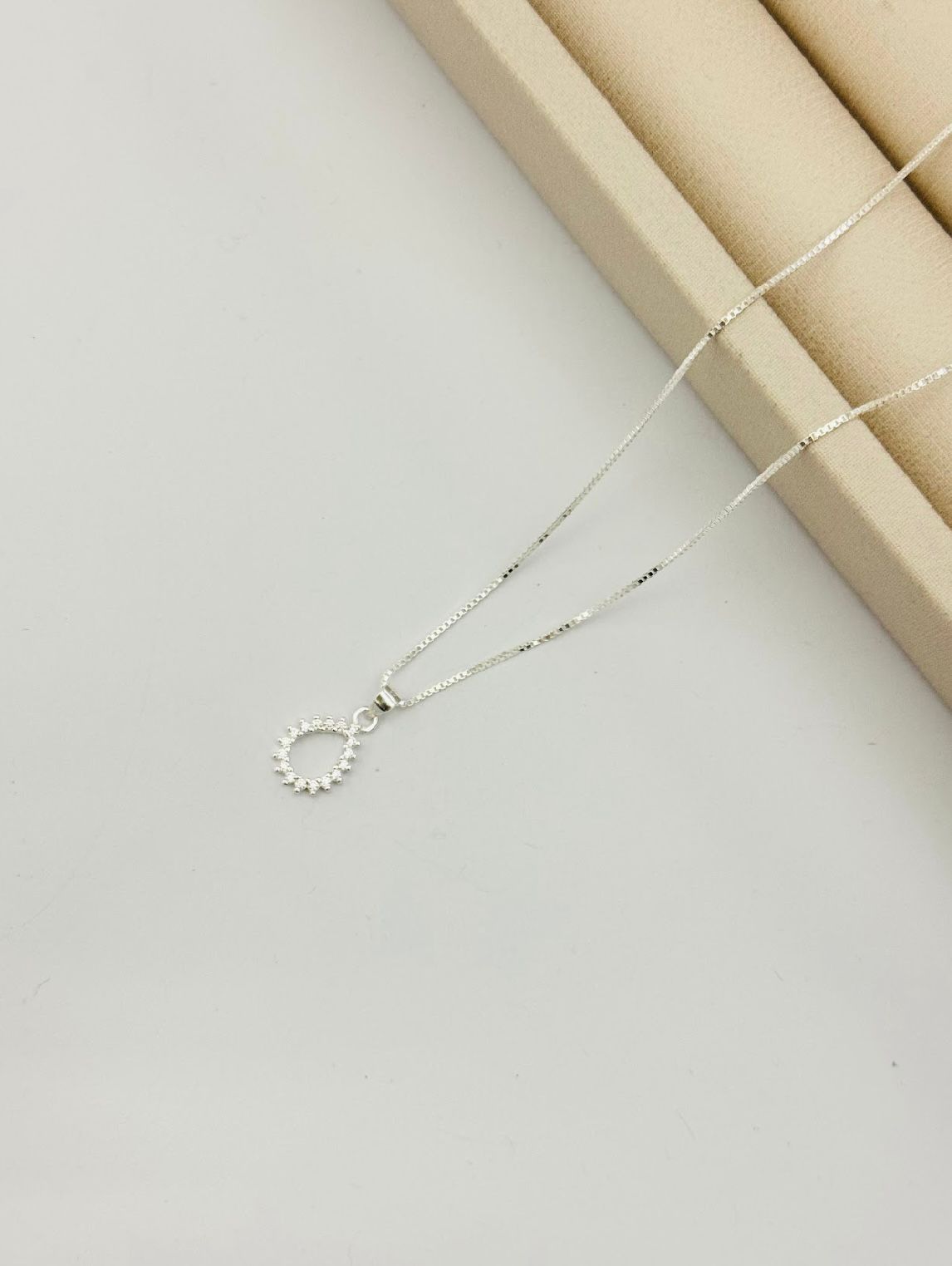 Colar Gota Cravejada