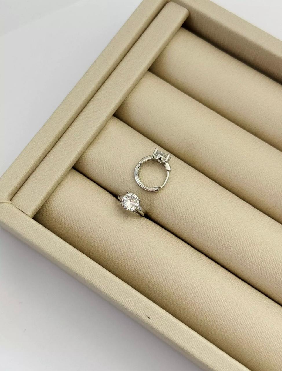 Brinco Argola Solitário Prata