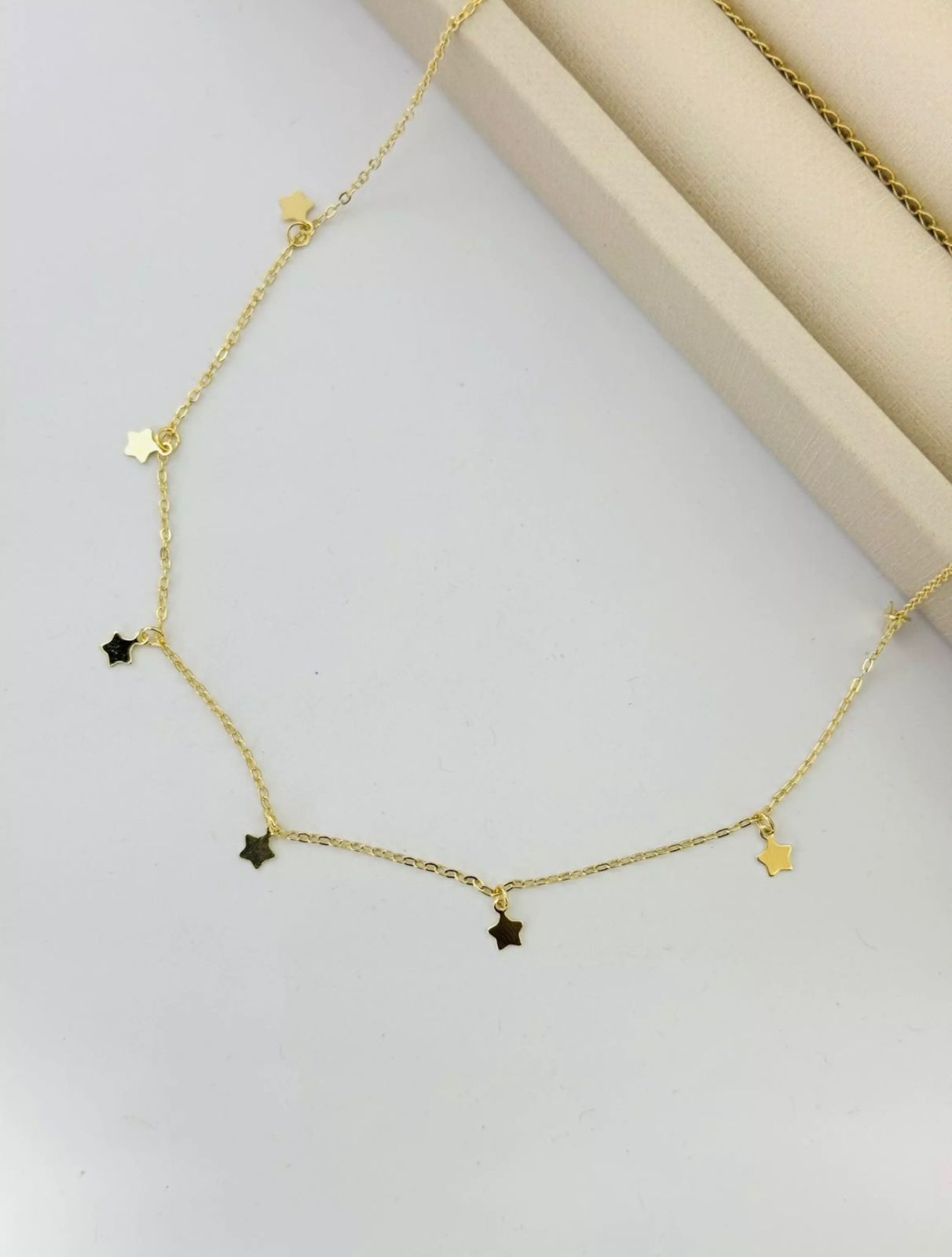 Choker Céu Estrelado Dourado
