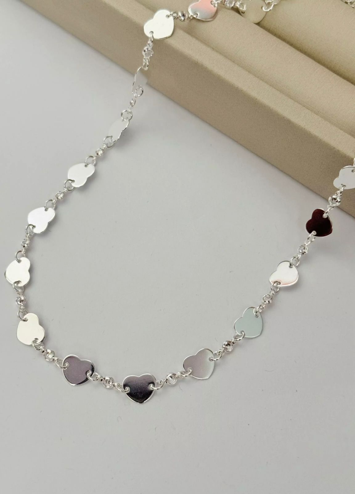 Choker Elo de Corações Prata