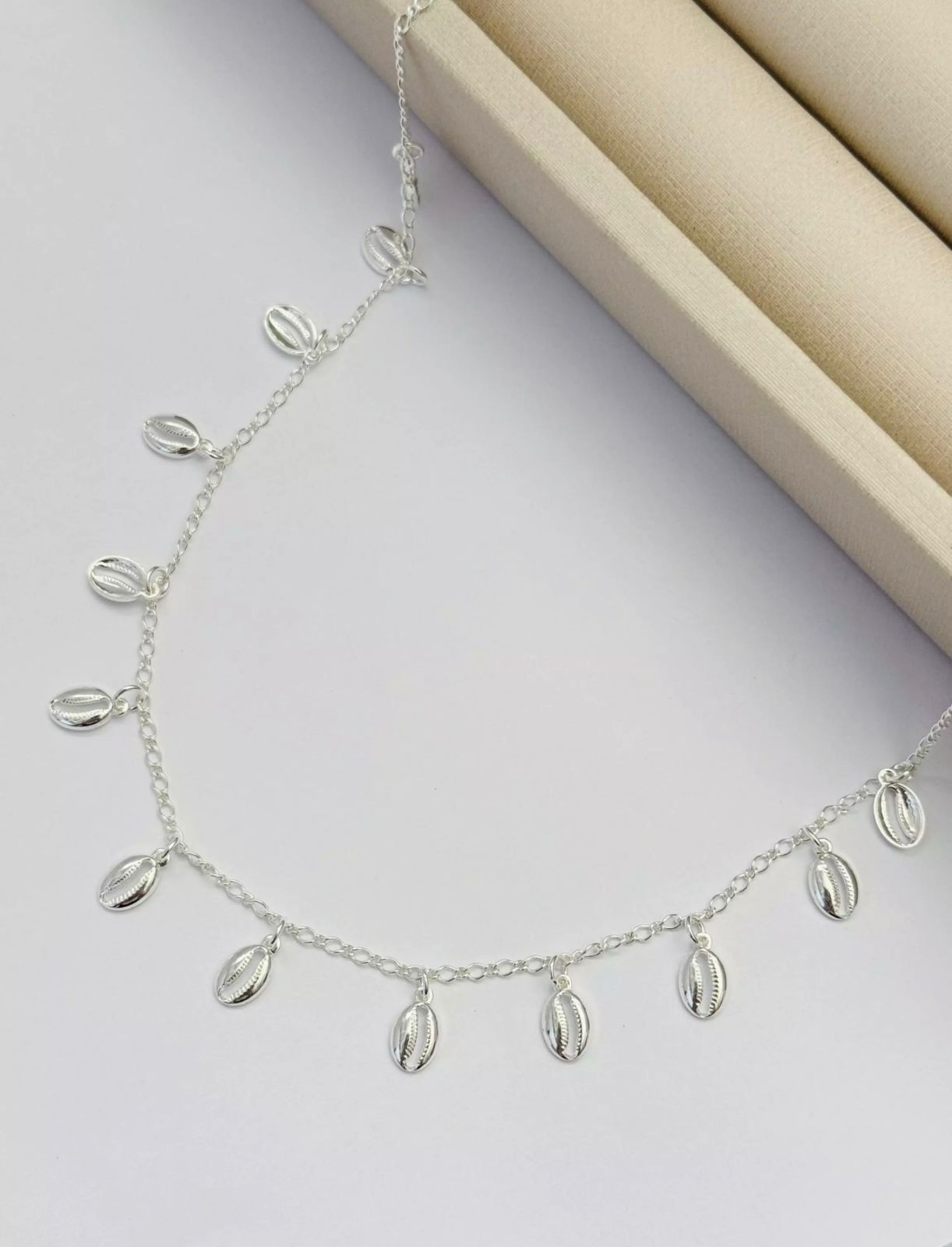Choker de Búzios Prata