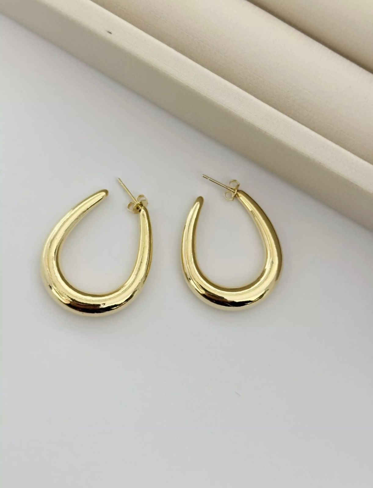 Brinco Argola Gota Dourado