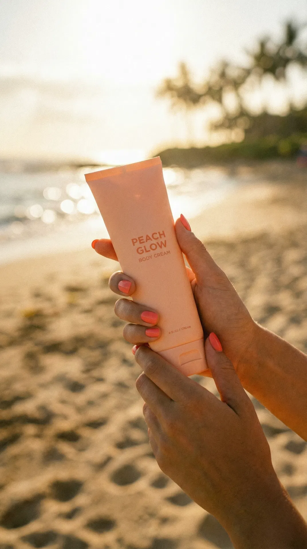smells like a peach cocktail on the beach. obsessed.