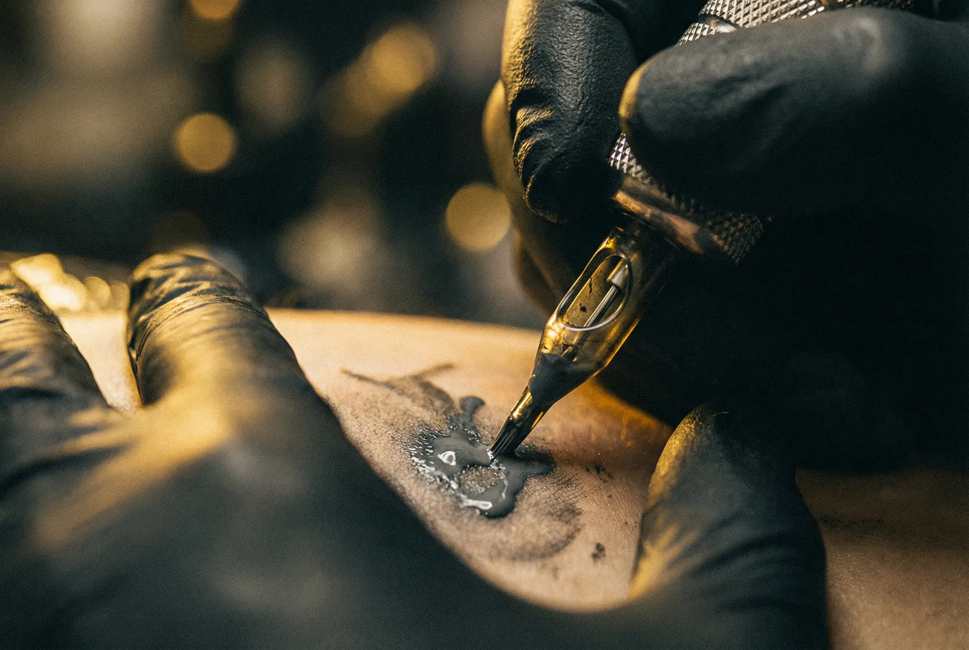 Tattooing in progress