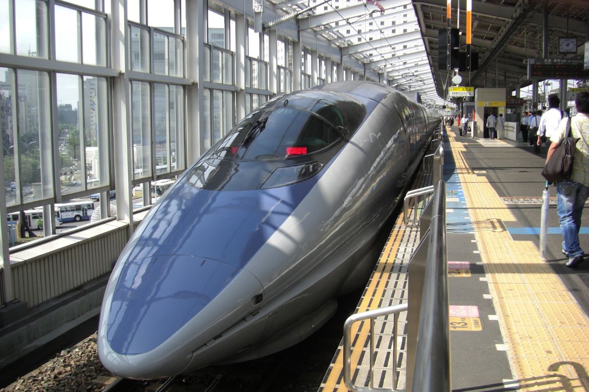 Highspeed Train Bangkok to Pattaya