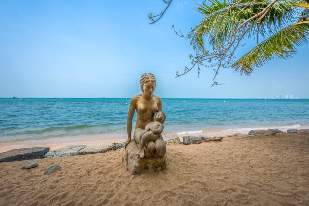 Beautiful Beach in Bang Saray