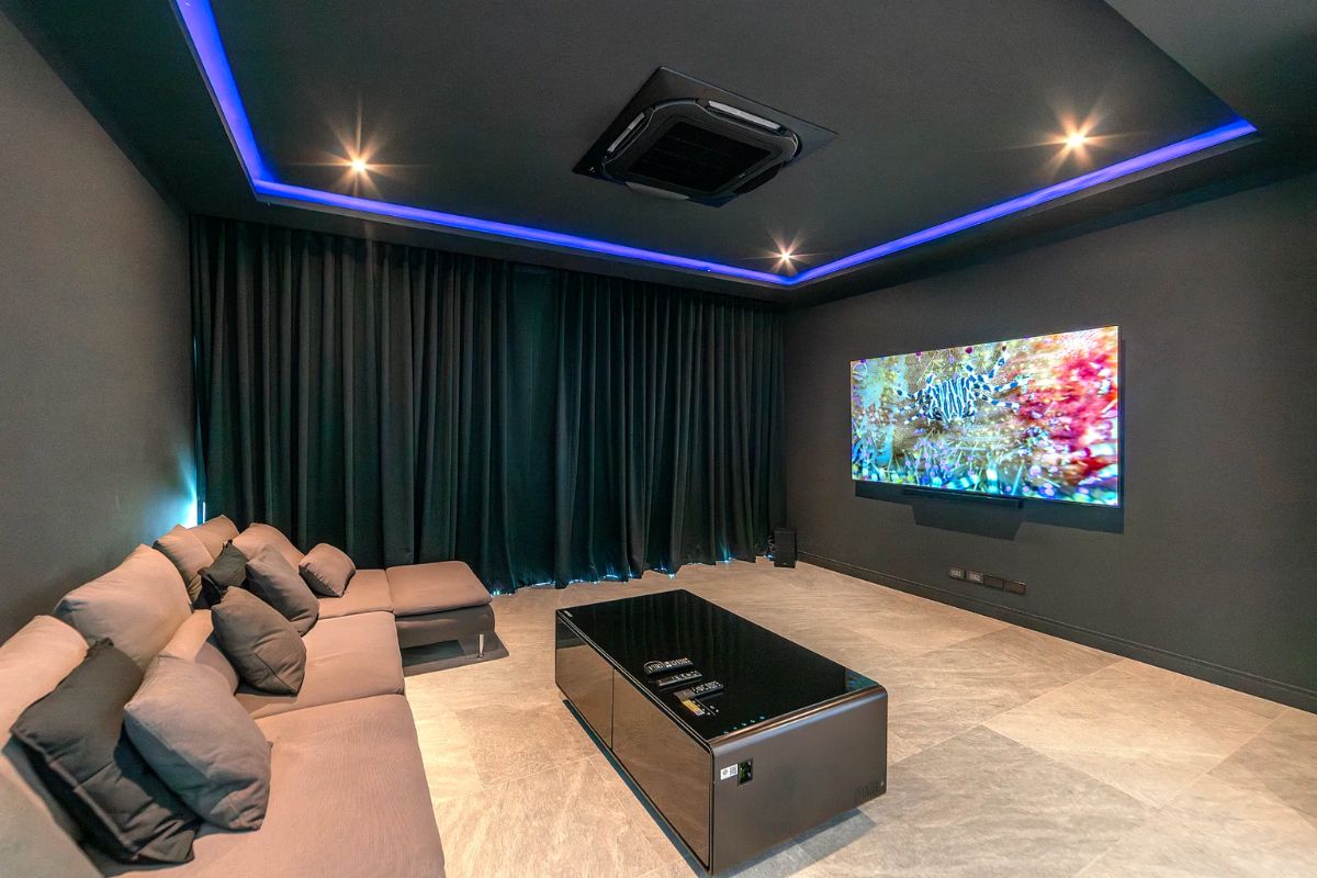 Home Cinema