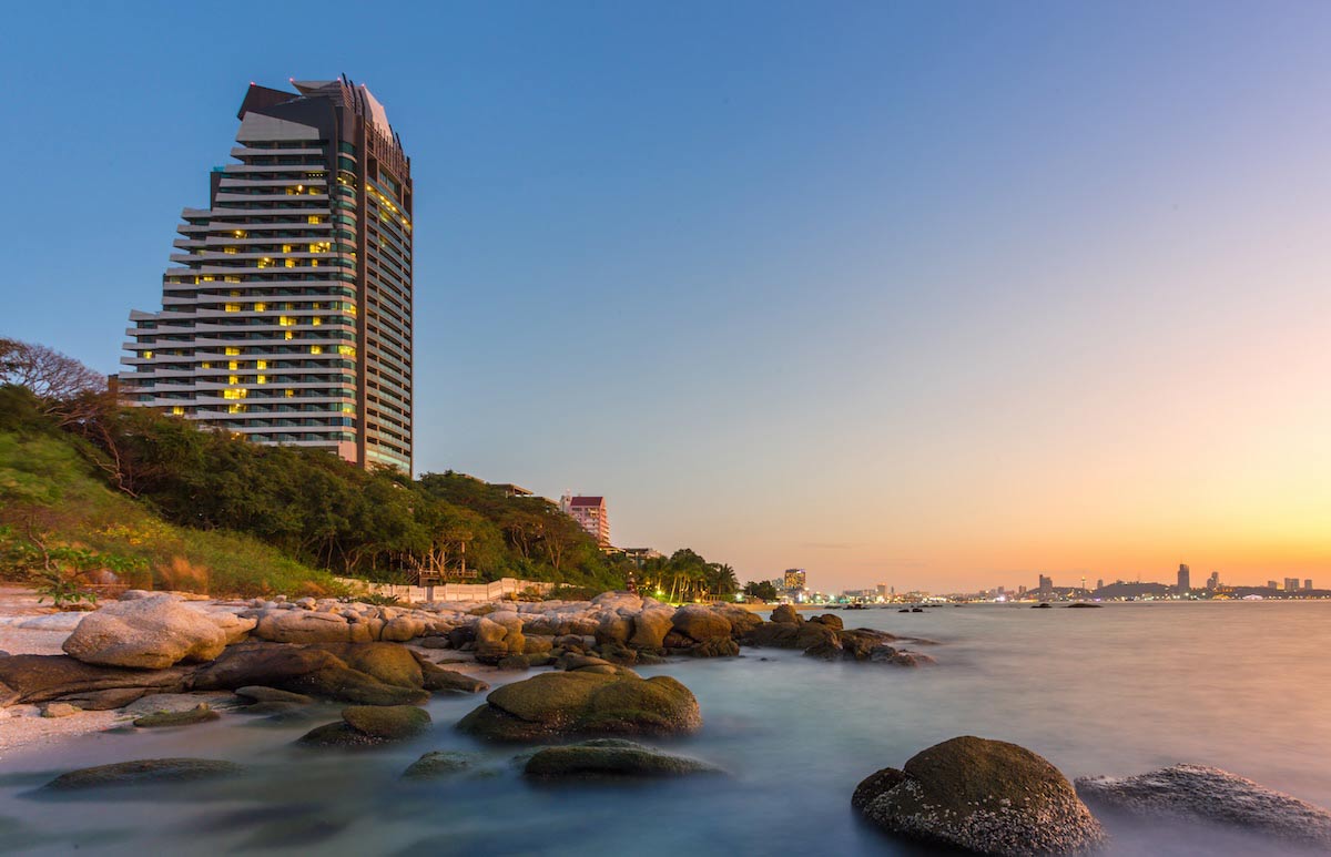 Learn the Difference Between Freehold and Leasehold Condos