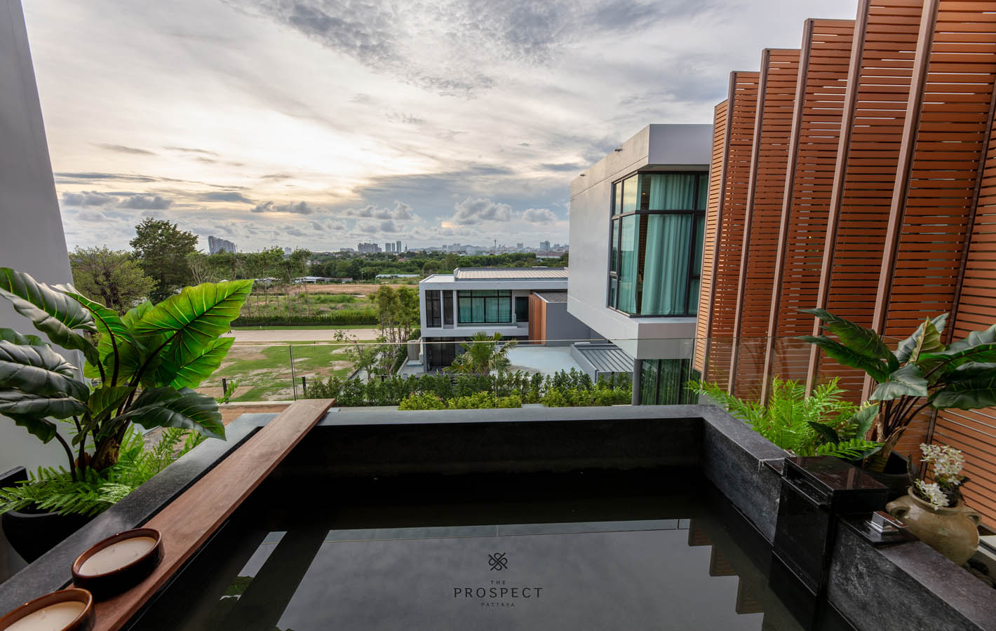 Modern Tropical Lifestyle at The Prospect Villas near Jomtien Beach