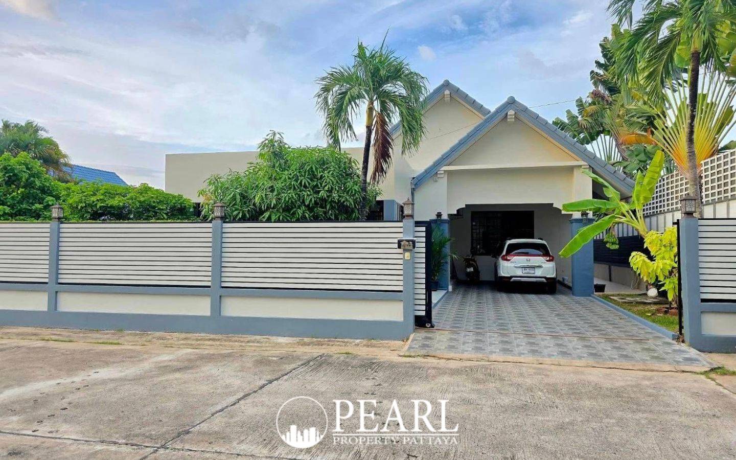 4 Bedroom House for Sale in T.W. Park View