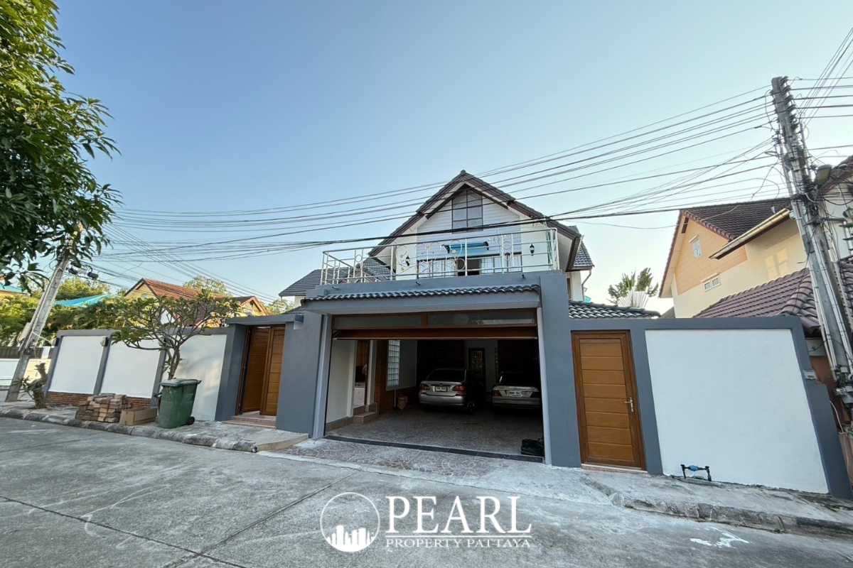 5 Bedroom House for Sale in Central Park 5 Village