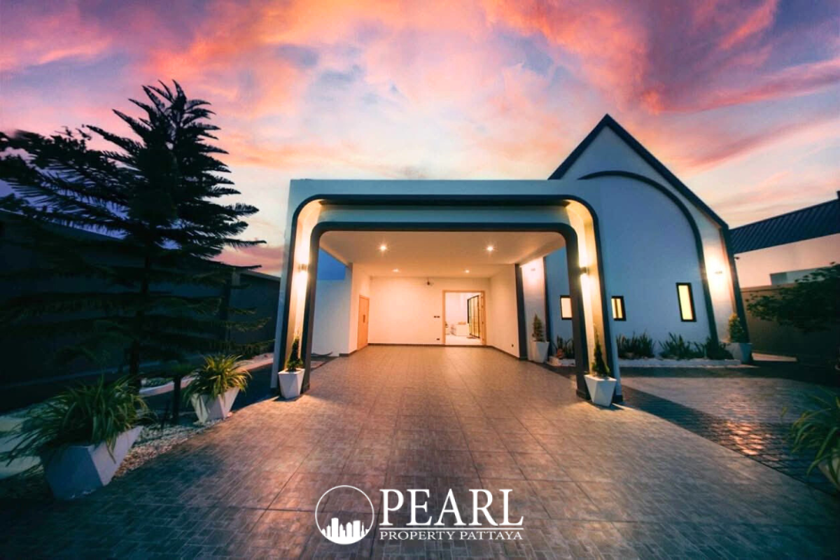 3 Bedroom House for Sale in Bang Lamung