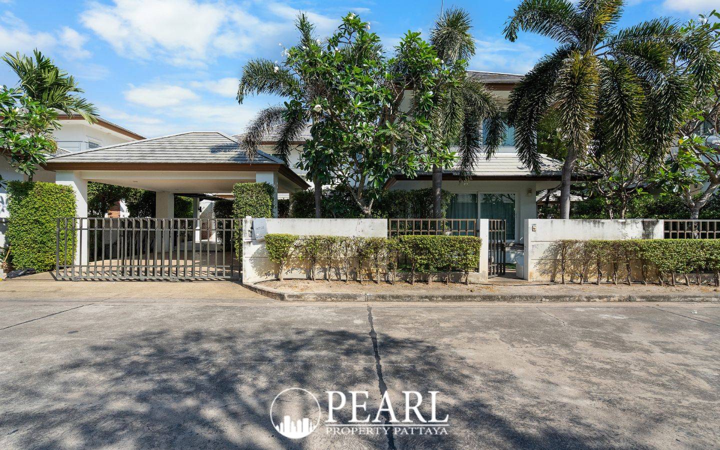 3 Bedroom House for Sale in Sea Breeze Villa Pattaya