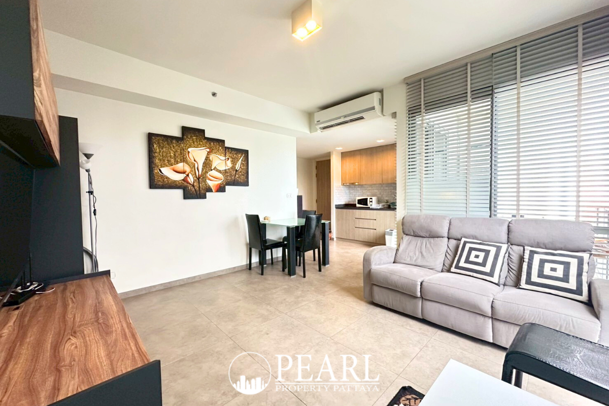 2 Bedroom Condo for Sale in Pratumnak Hill
