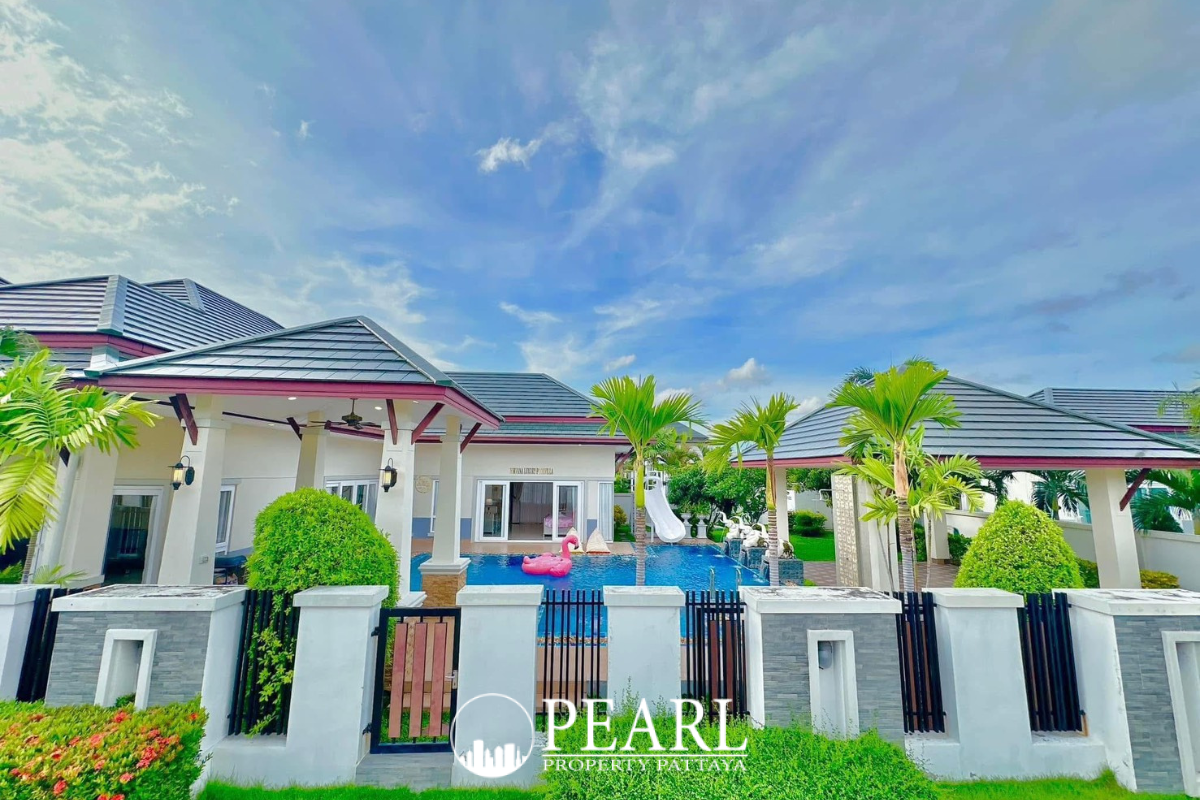 4 Bedroom House for Sale in Pattaya Hill 2