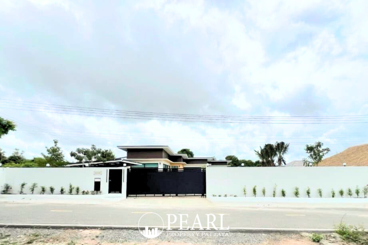 3 Bedroom House for Sale in L Pattaya