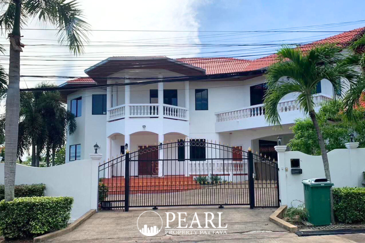 4 Bedroom House for Sale in Paradise Villa 1 & 2