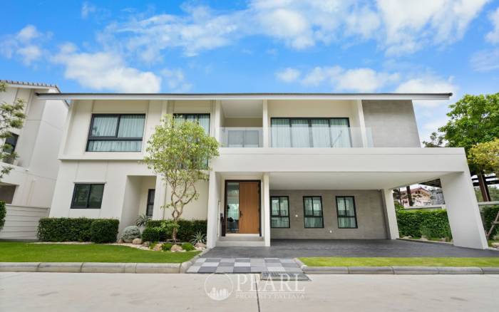 4 Bedroom House for Sale in The Lavish