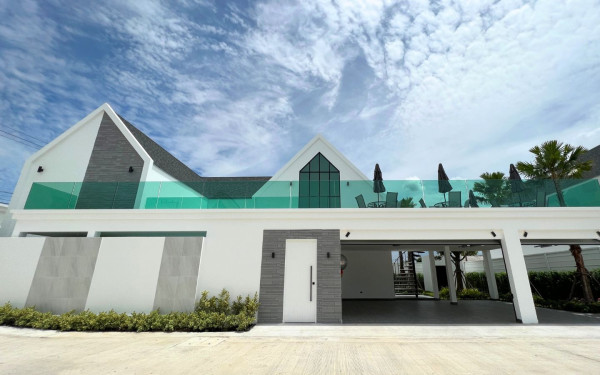 3 Bedroom House for Sale in Larelana Villa