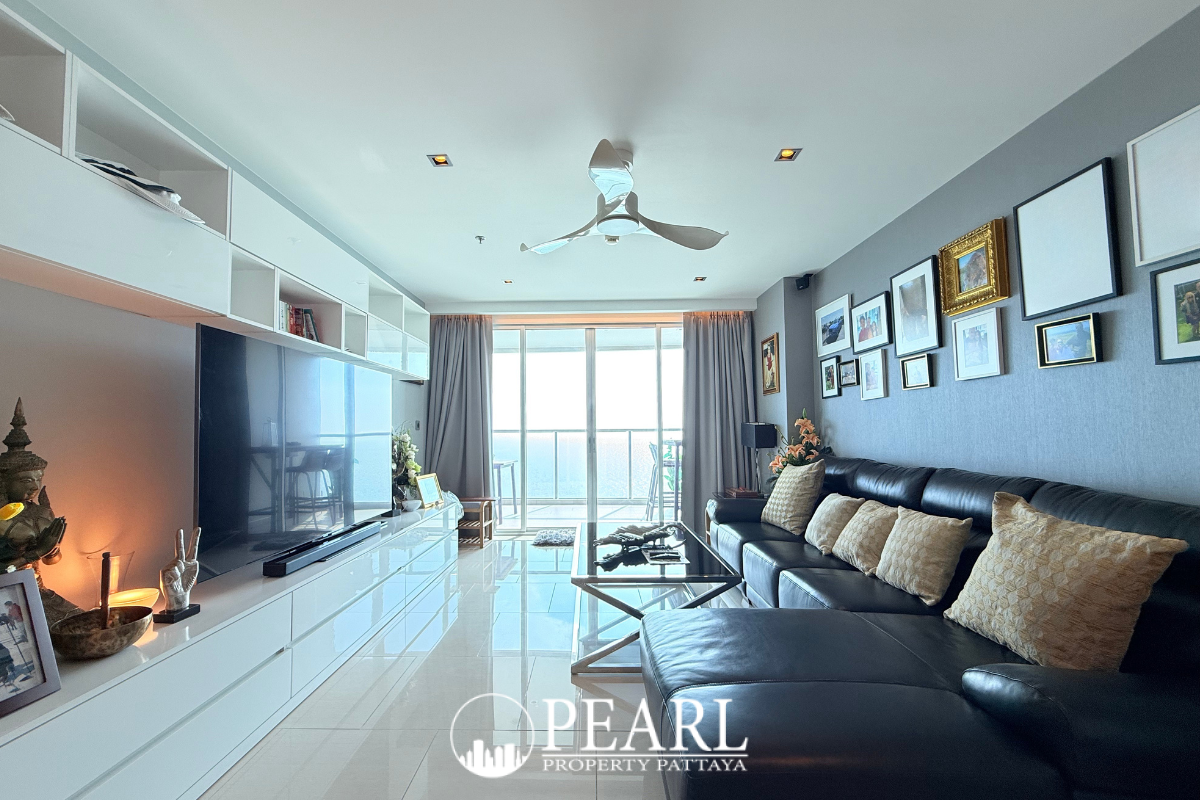 3 Bedroom Condo for Sale in Sands Condominium