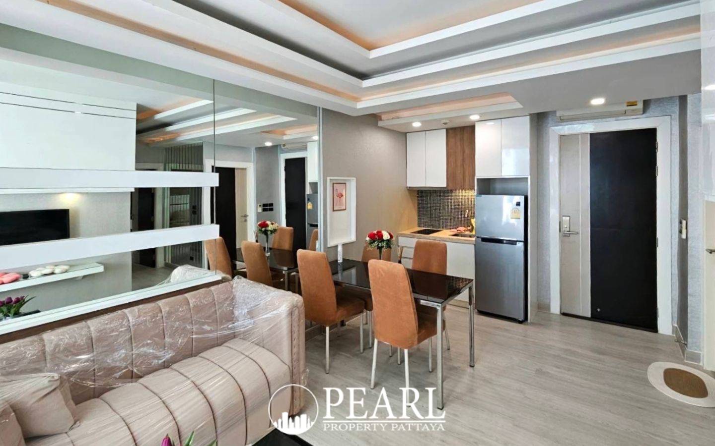 2 Bedroom Condo for Sale in The Feelture Condominium