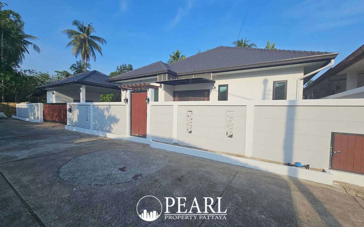 4 Bedroom House for Sale in Garden Ville 1