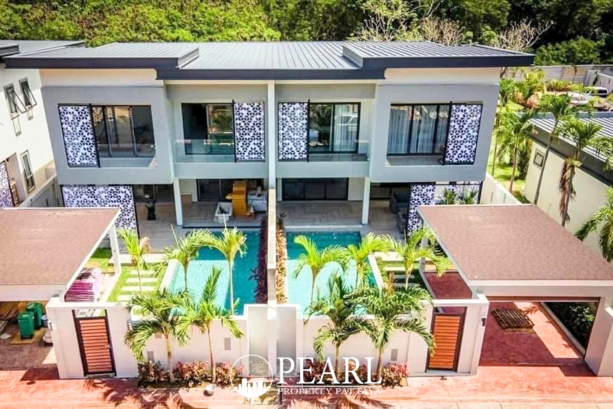 5 Bedroom House for Sale in Serenity Villa