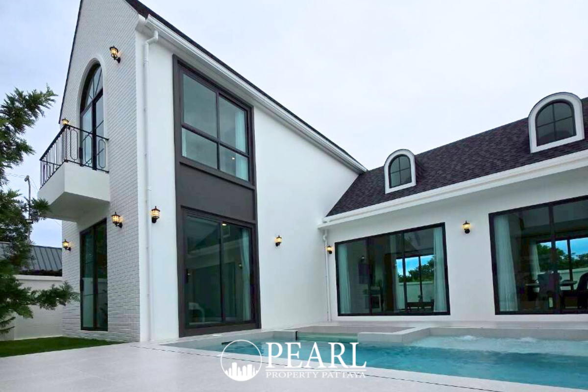 5 Bedroom House for Sale in Castle Hill