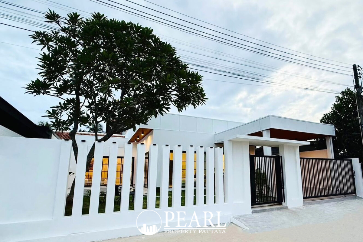 3 Bedroom House for Sale in Thamber Private Pool Villa