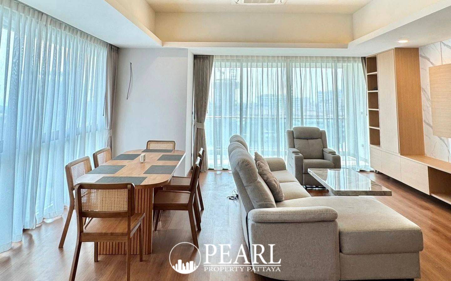 2 Bedroom Condo for Sale in Jomtien