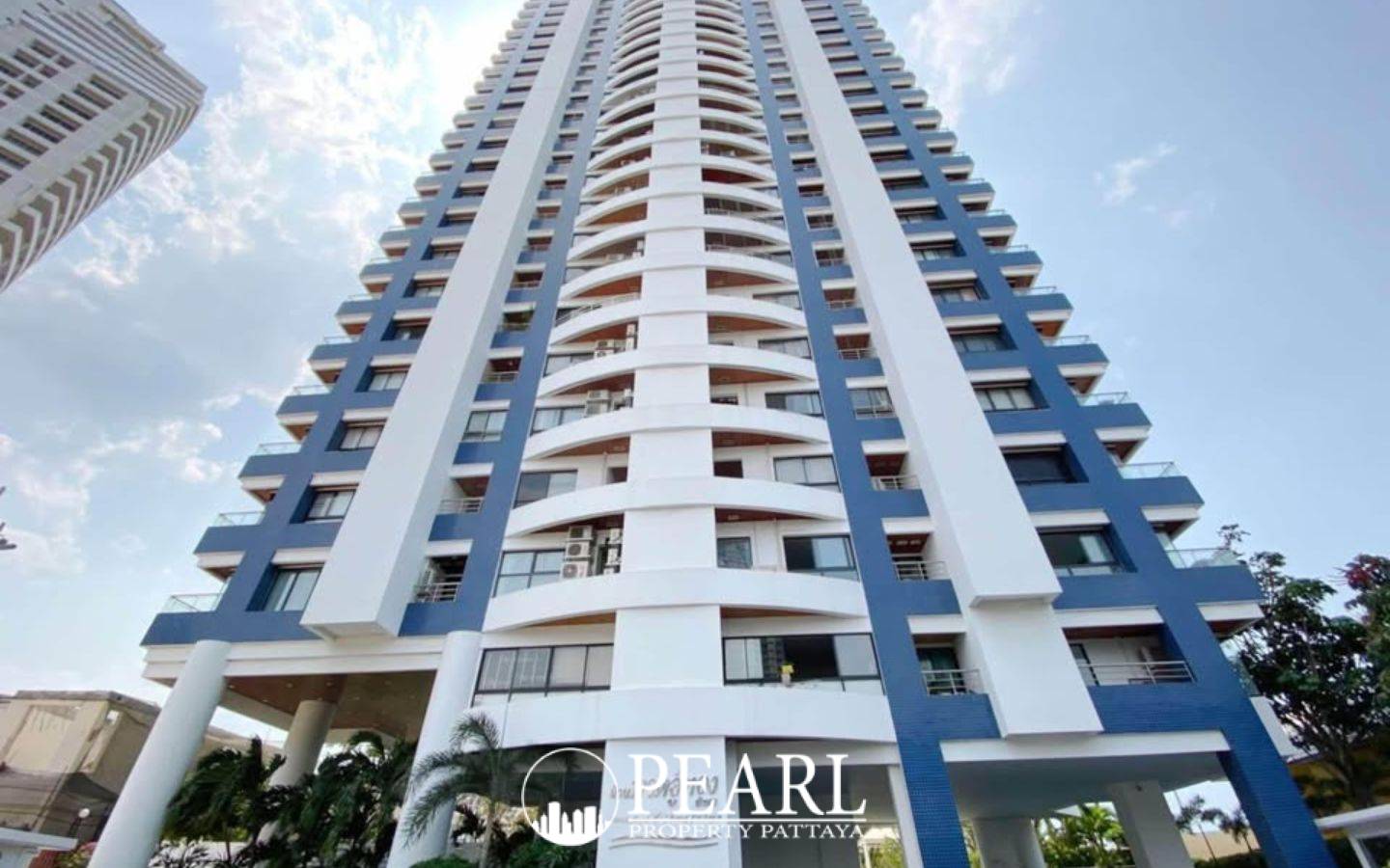 2 Bedroom Condo for Sale in Baan Haad Uthong Condominium