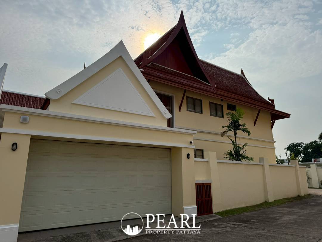 5 Bedroom House for Sale in Pattaya