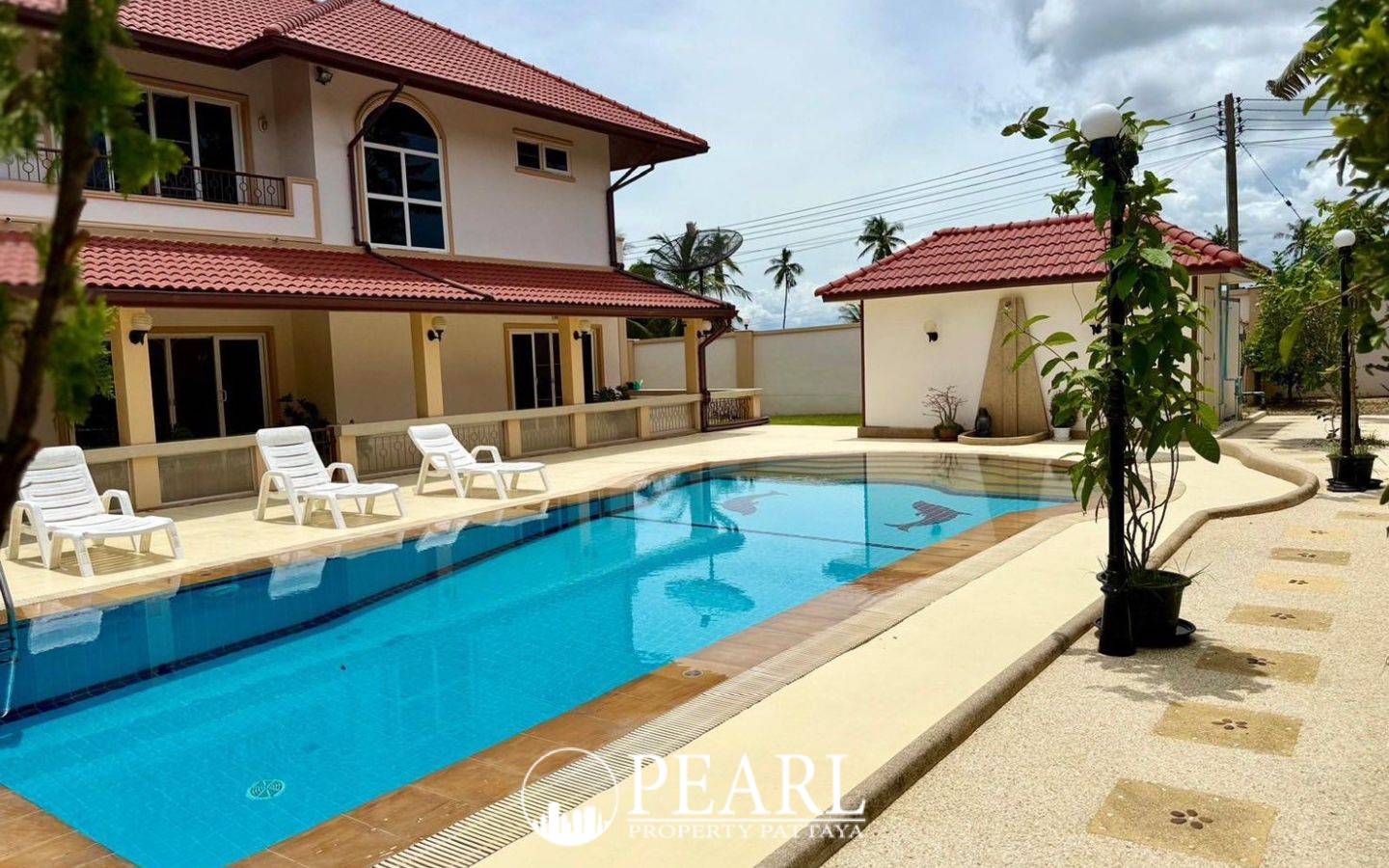 4 Bedroom House for Sale in Thamber Private Pool Villa