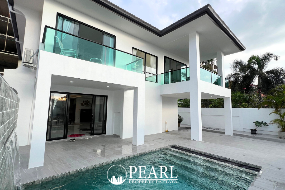 5 Bedroom House for Sale in Eakmongkol Village Chaiyapruek 2