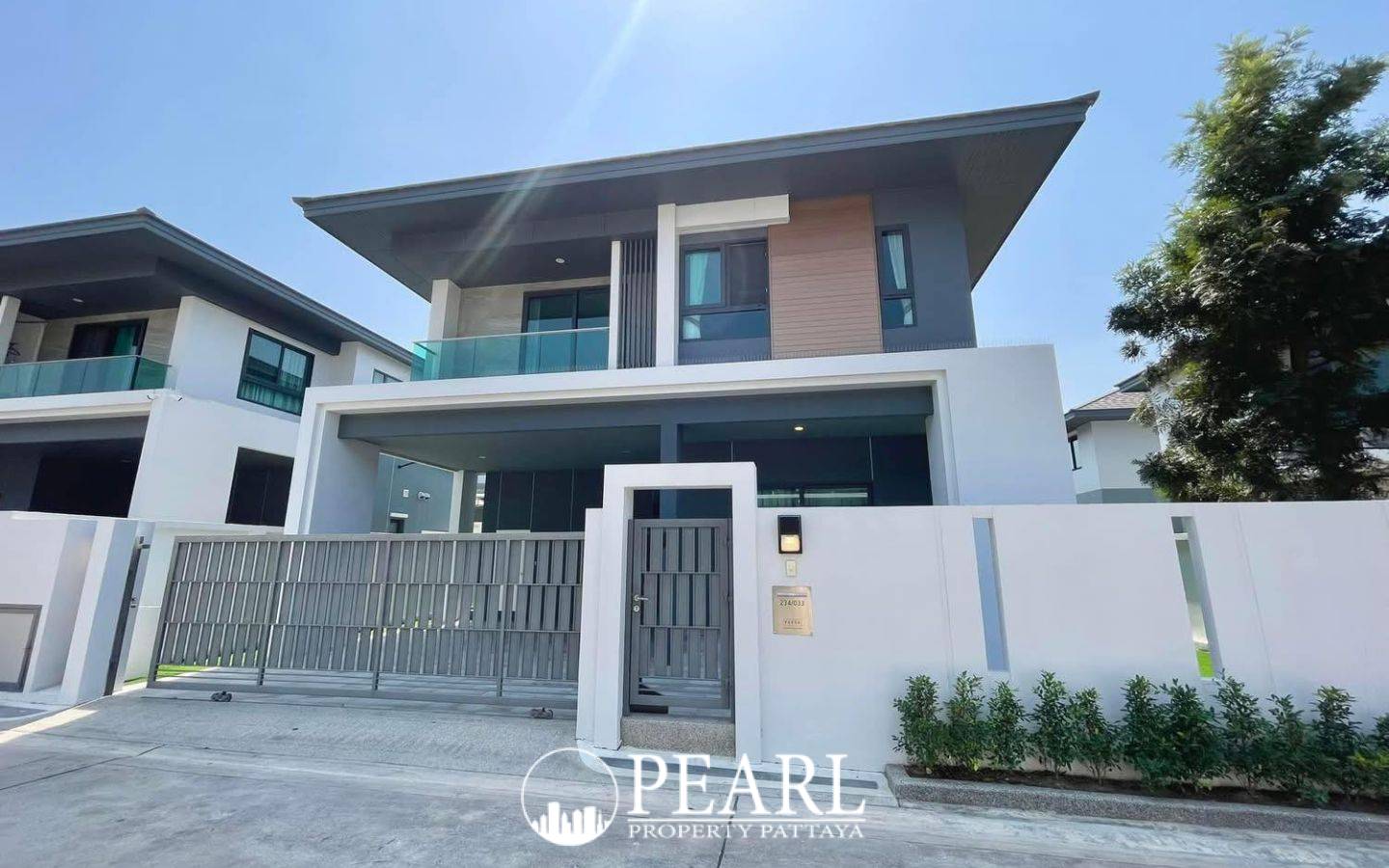 3 Bedroom House for Sale in Patta Ville