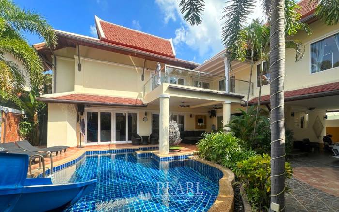 3 Bedroom House for Sale in Chateau Dale