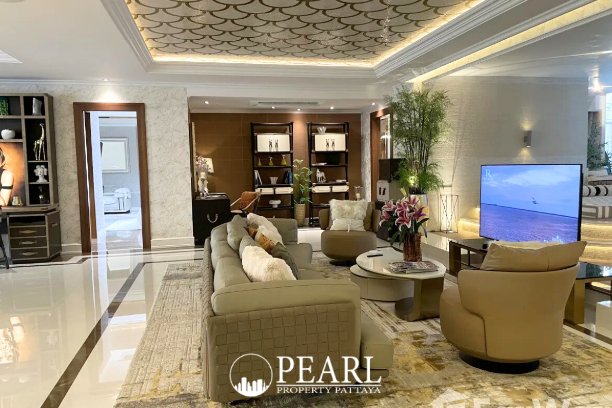 3 Bedroom Condo for Sale in The Riviera Malibu