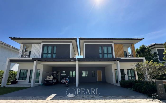 3 Bedroom House for Sale in Tropical Village 3