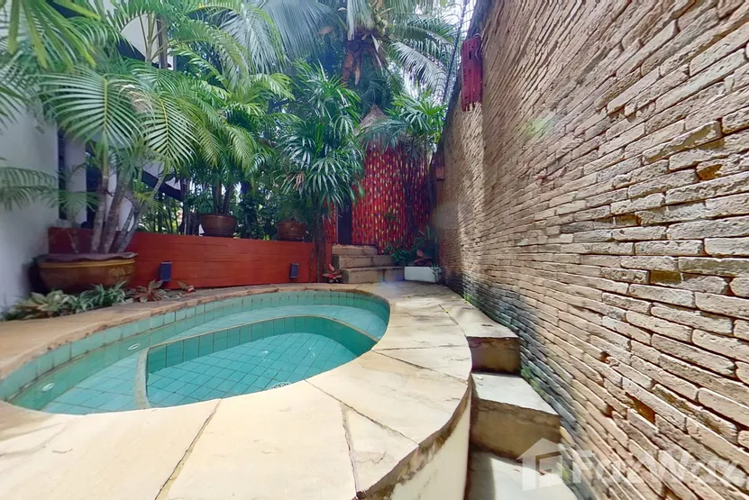 Jomtien Palace Village