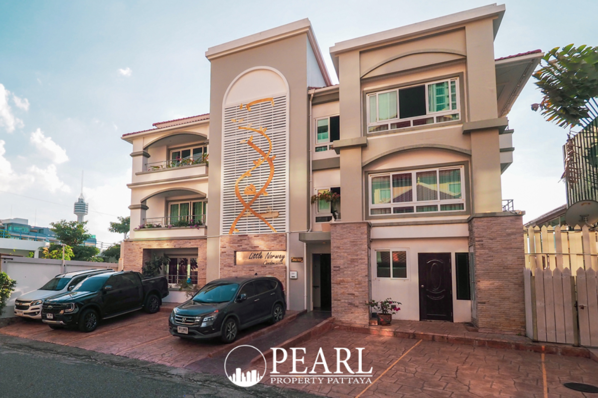 Little Norway Condominium