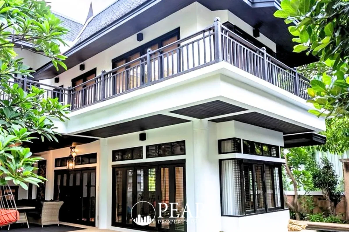 4 Bedroom House for Sale in Dharawadi