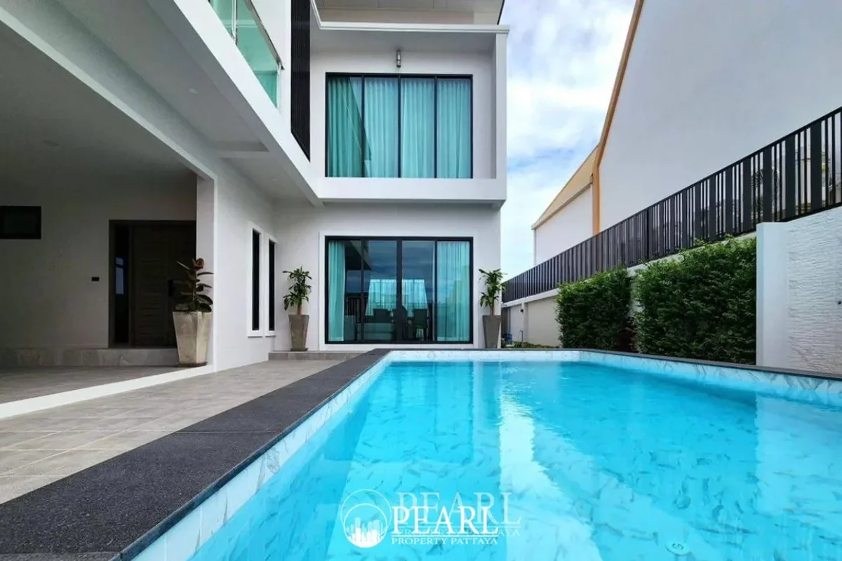 4 Bedroom House for Sale in Central Pattaya