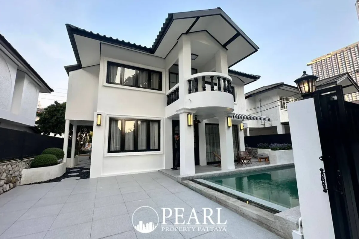 4 Bedroom House for Sale in Central Pattaya