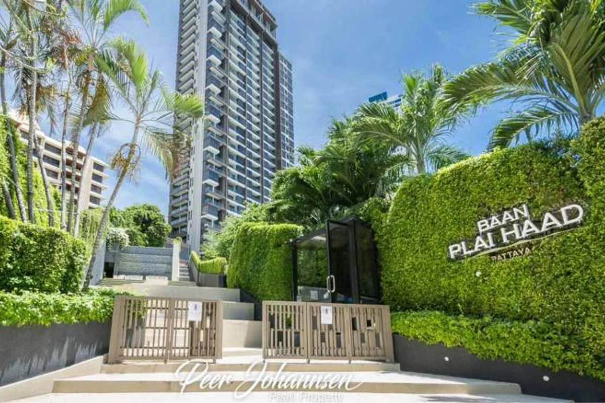 1 Bedroom Condo for Sale at Baan Plai Haad