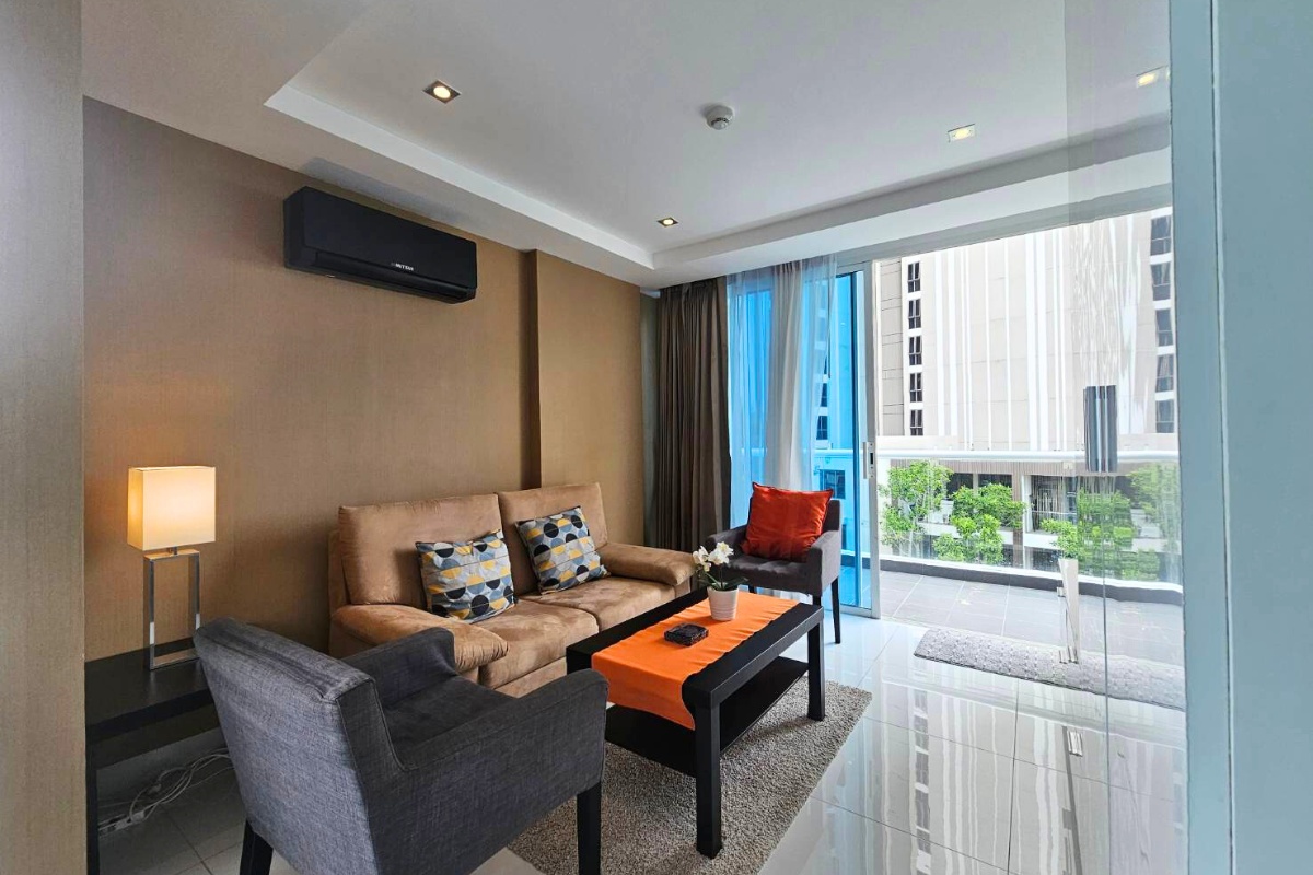 1 Bedroom Condo for Sale & Rent at Serenity Wongamat, Pattaya, Thailand — photo 4