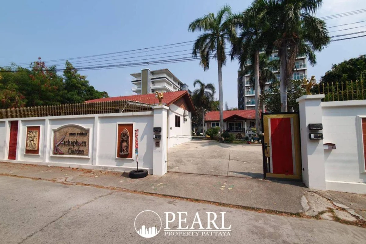12 Bedroom House for Sale in Bang Lamung