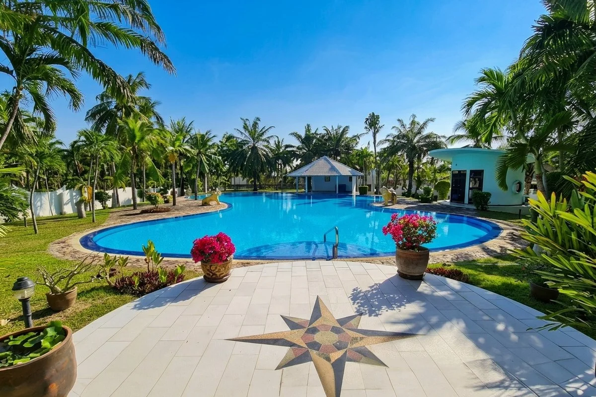 Paradise Villa 1 & 2 – Villenanlage in Nong Prue